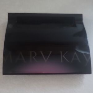 Mary Kay Black Compact